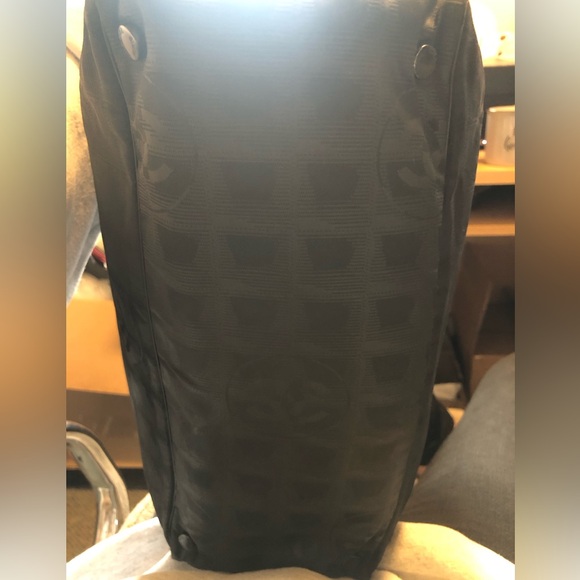 Chanel travel line tote - Picture 6 of 14